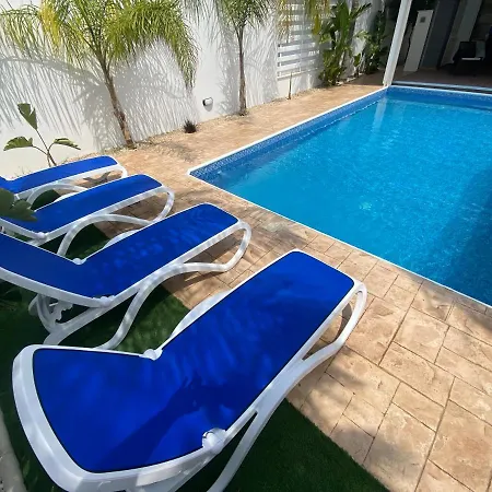 Villa Angel - Exotic Villa 200M From Beach Paralimni Exterior photo