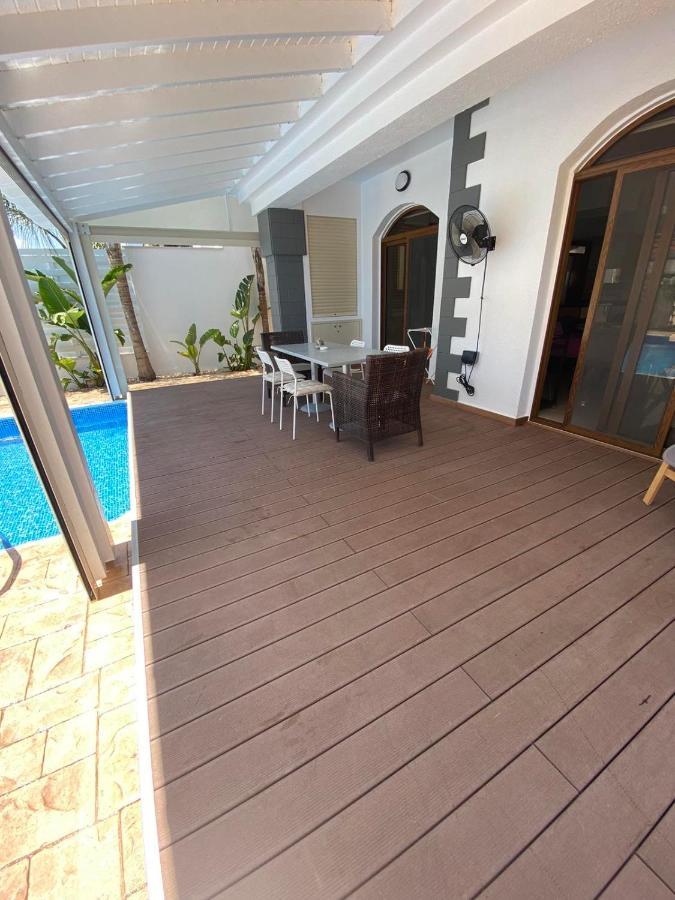 Angel - Exotic 200m From Holiday home Paralimni